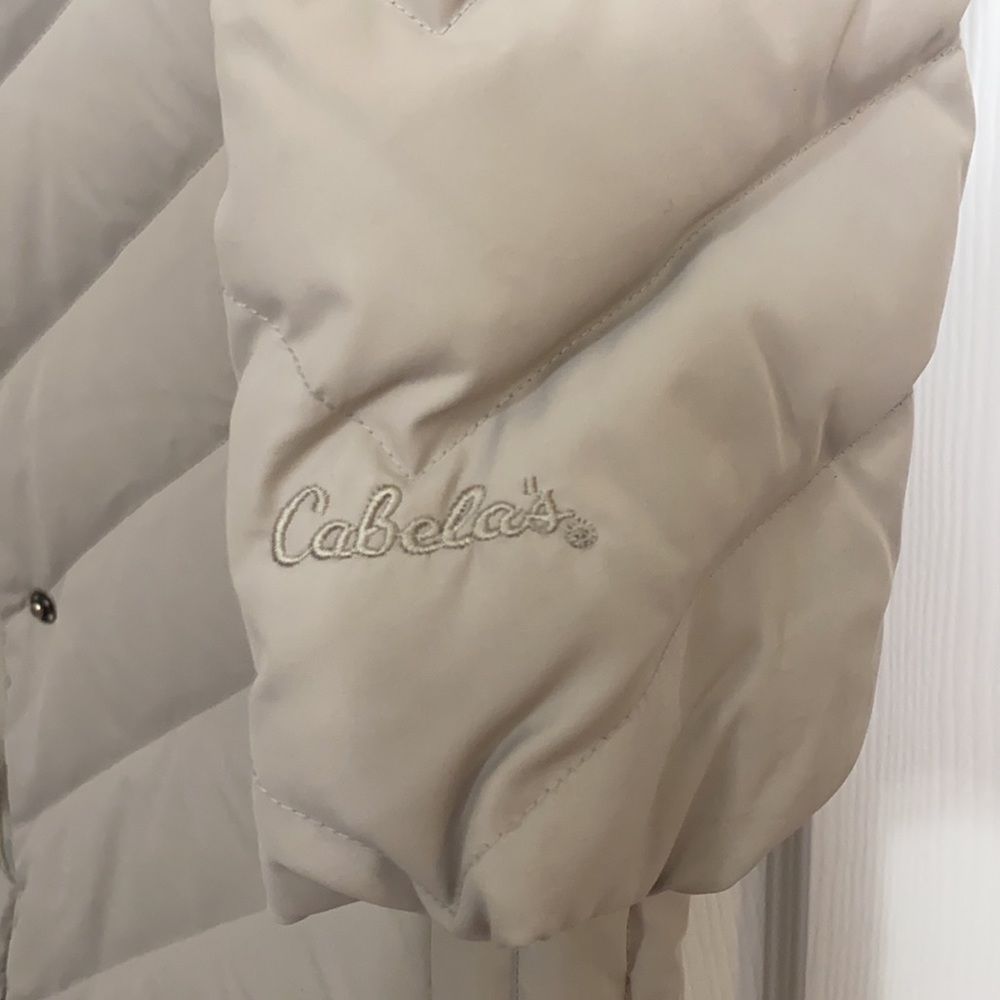 Beautiful Cabelas Jacket Size Medium - image 3